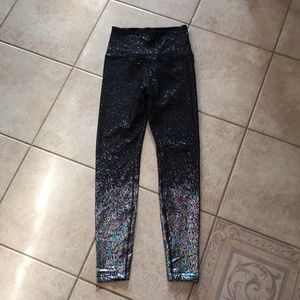 Beyond yoga leggings! Fun spunky leggings.